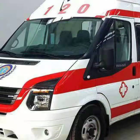 临湘非急救护送病人转院租赁救护车的优缺点对比